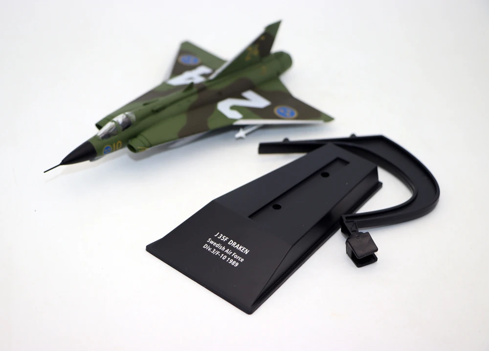 新しい 1/100 スケール J35F ドラケンスウェーデン空軍 Div.3 F