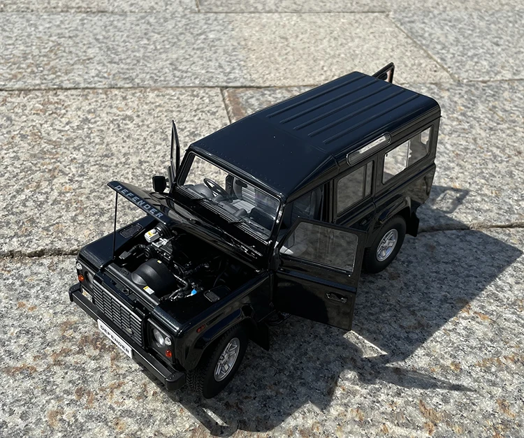 ミニカー ALLOY CAR 1/18 Land Rover Defender 110 1/18 Land Rover Defender 110 Diecast Vehicle Model Car Toy