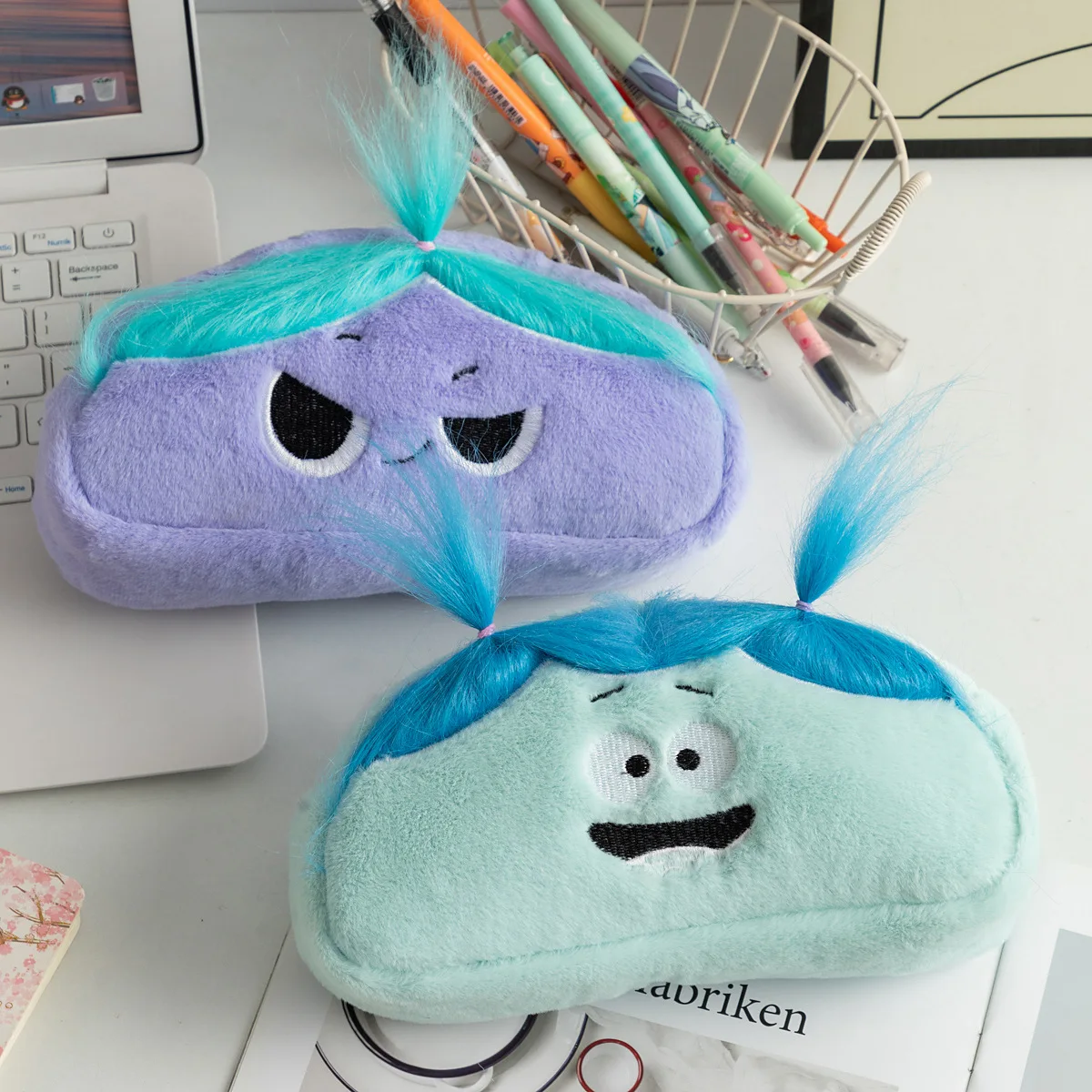 New Funny Cartoon Stationery Bag Large Capacity Plush Pencil Case Trendy Ins Style Student Pens Storage Zipper Bag