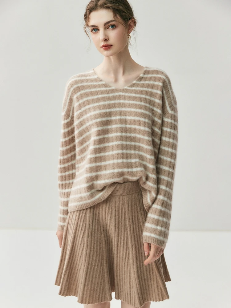 CHICUU Cashmere Skirt Fit Example