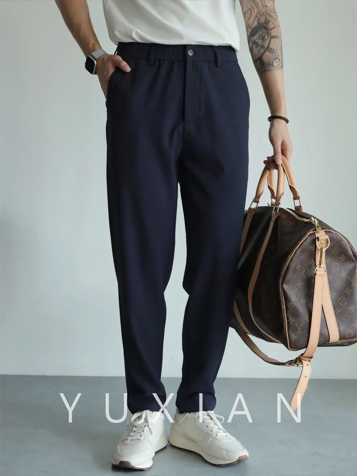 YUXIAN Cool And Wrinkle Resistant Tapered Cropped Pants With BuBBle Wrap
