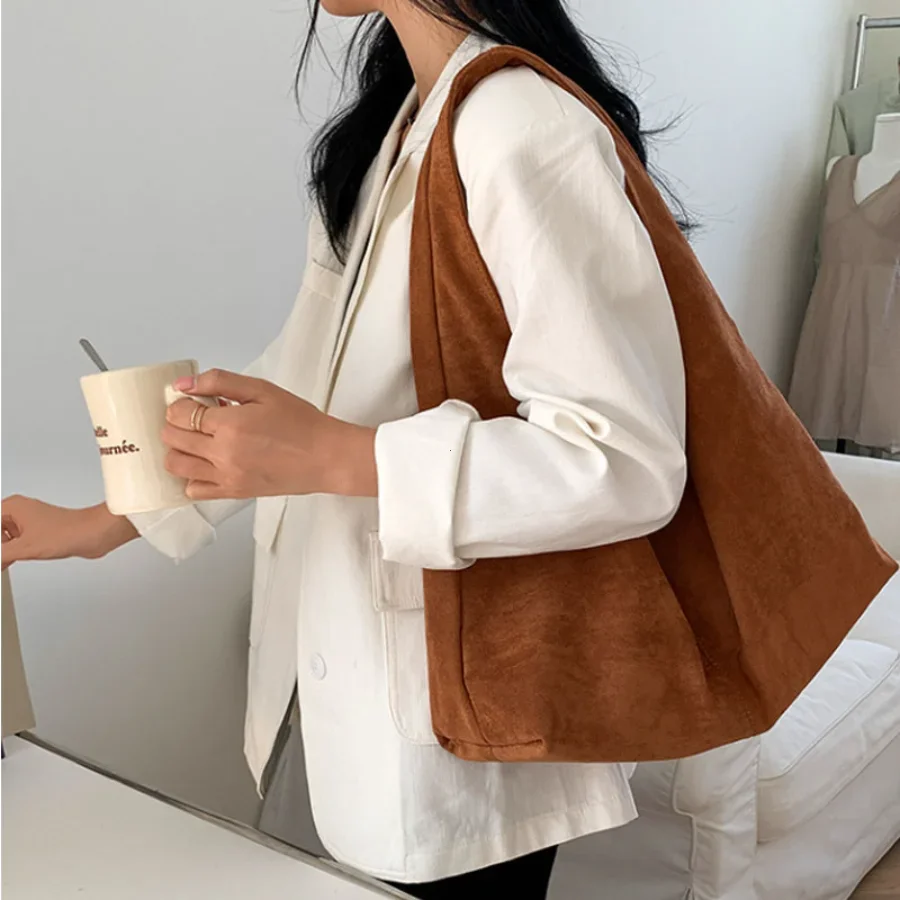 Vintage Faux Suede Hobos Women Shoulder Bags Large Capacity Tote Bag Retro Trend Autumn Big Shopper Purses Handbags 2026