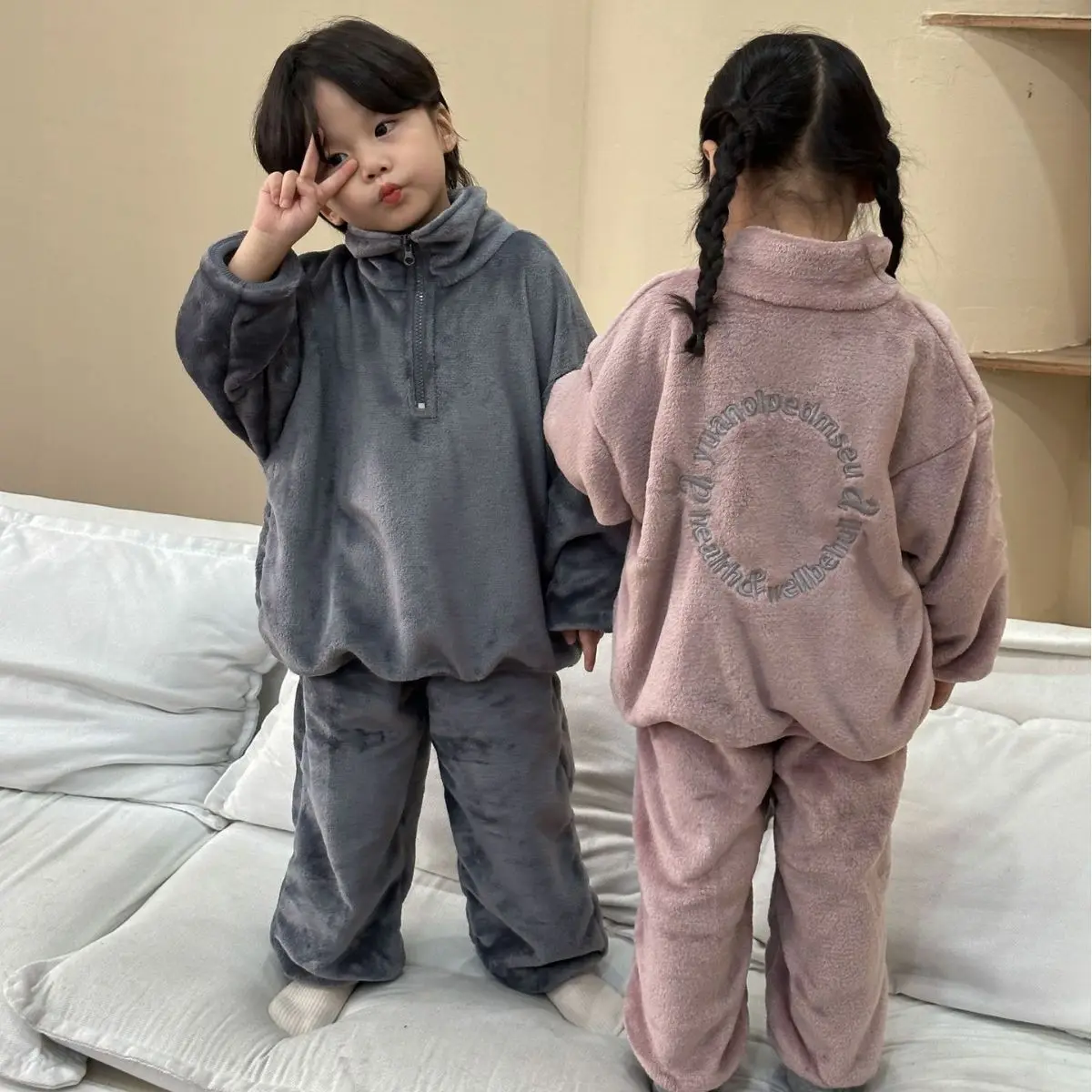 

Autumn Winter Children Warm Flannel Pyjamas Kids Boy Casual Homewear Outfit Girl Baby Solid Pullover + Pants Pajamas 2pcs