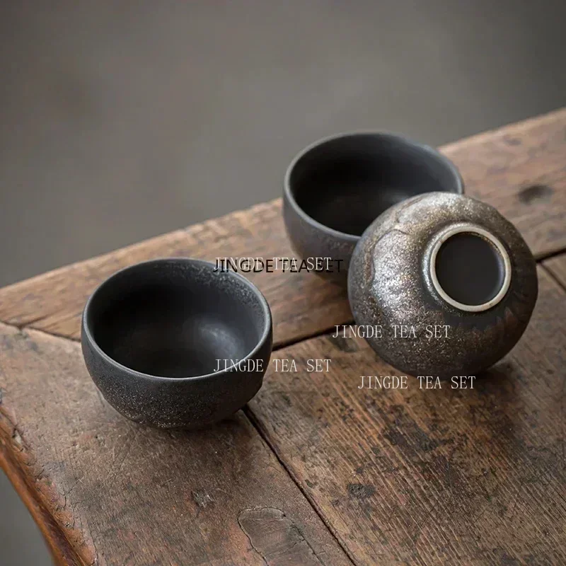 1 Pcs Chinese Antique Ceramic Teacup Meditation Cup Gilding Process Handmade Boutique Pottery Tea Bowl Master Cup Tea Set 50ml