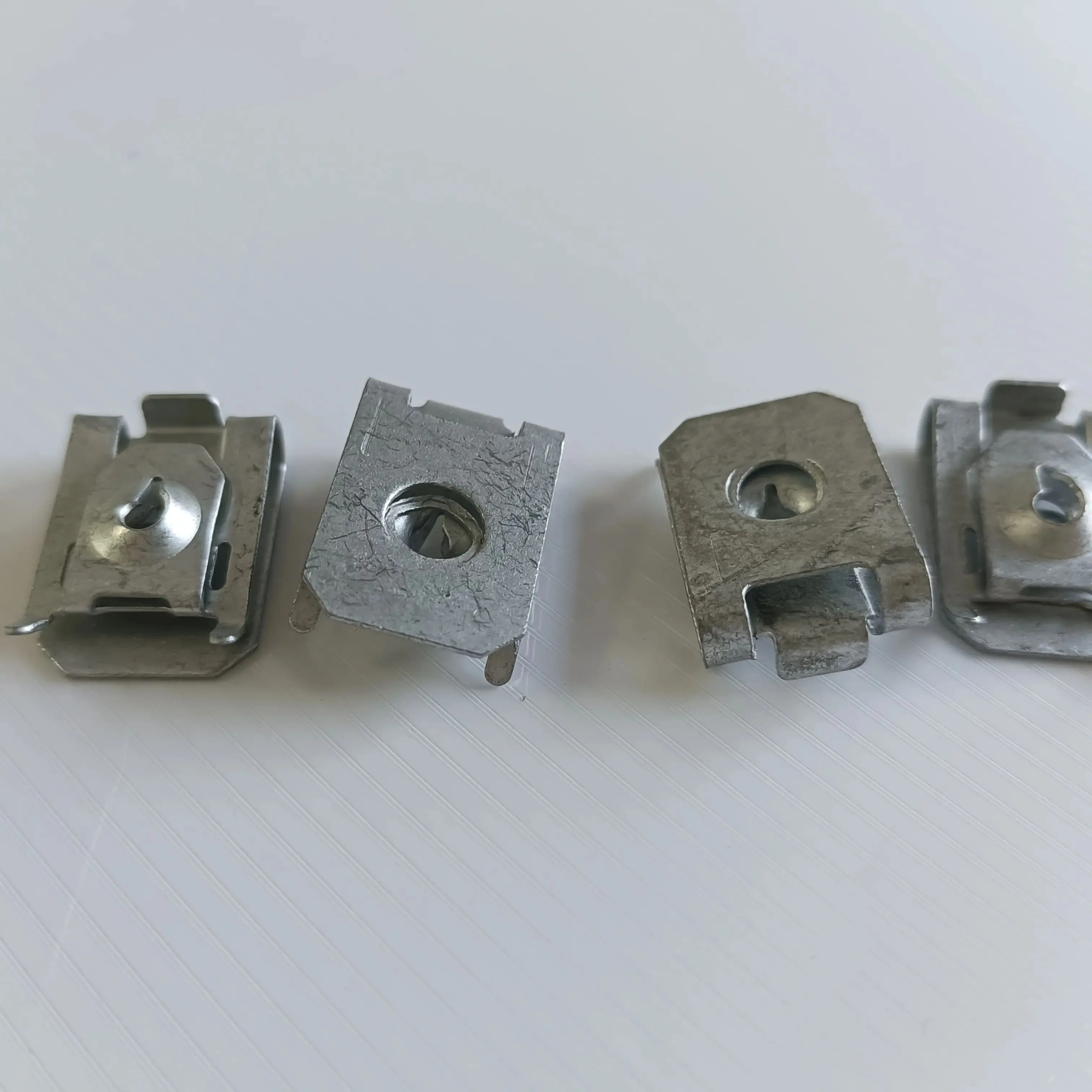 51717065773 C-clip Nut Clip Fixing Bracket 4 Pieces for Mini Paceman F56 R61 BMW 420i 428i 430i M4 535i