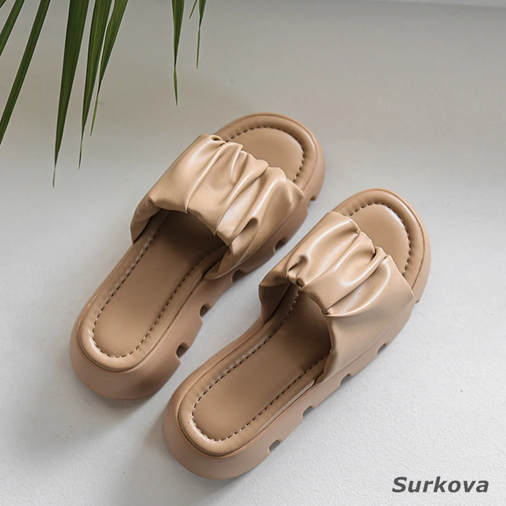 2023 Summer New The New Open-Toe Outer-Wearing Shallow Sandals High Heels Shoes Thick Soles Flat with Shallow Women Slippers Pu
