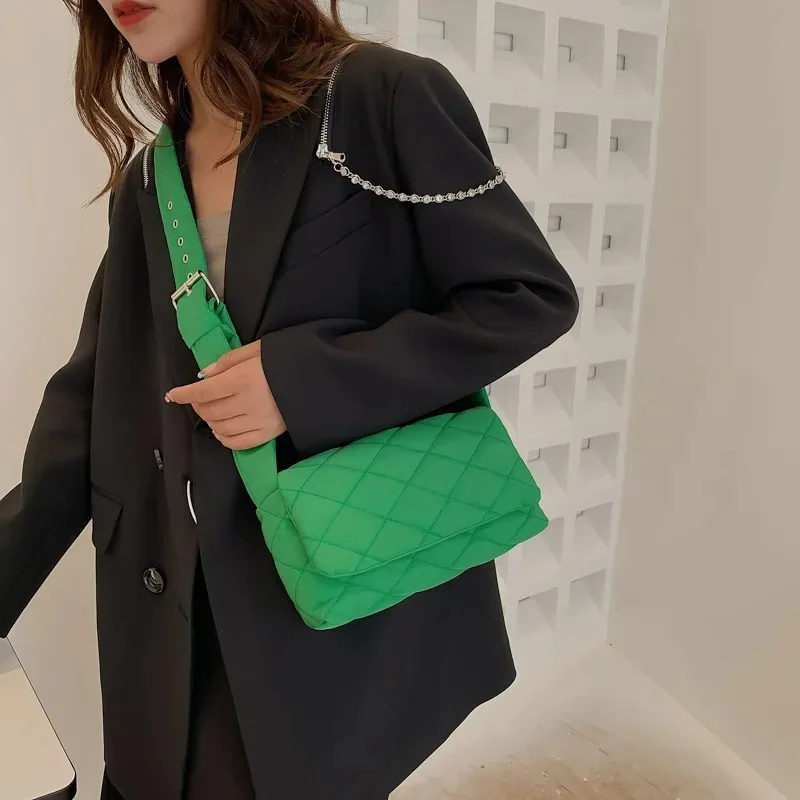 Casual Lingge Quilted Women Shoulder Bags Designer Nylon Padded Crossbody Bag Down Cotton Messenger Bag Small Flap Female Purses