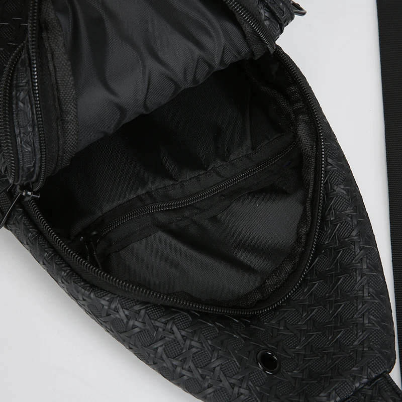 Men's large capacity chest bag, adjustable shoulder strap, hands-free, suitable for outdoor sports during commuting and travel