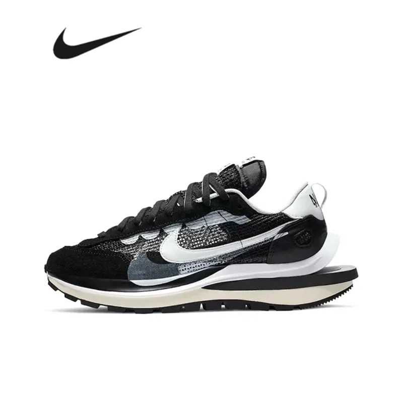 Sacai X Nike Vaporwaffle Nero E Con Scarpe Sportive Basse Per Uomo E Donna