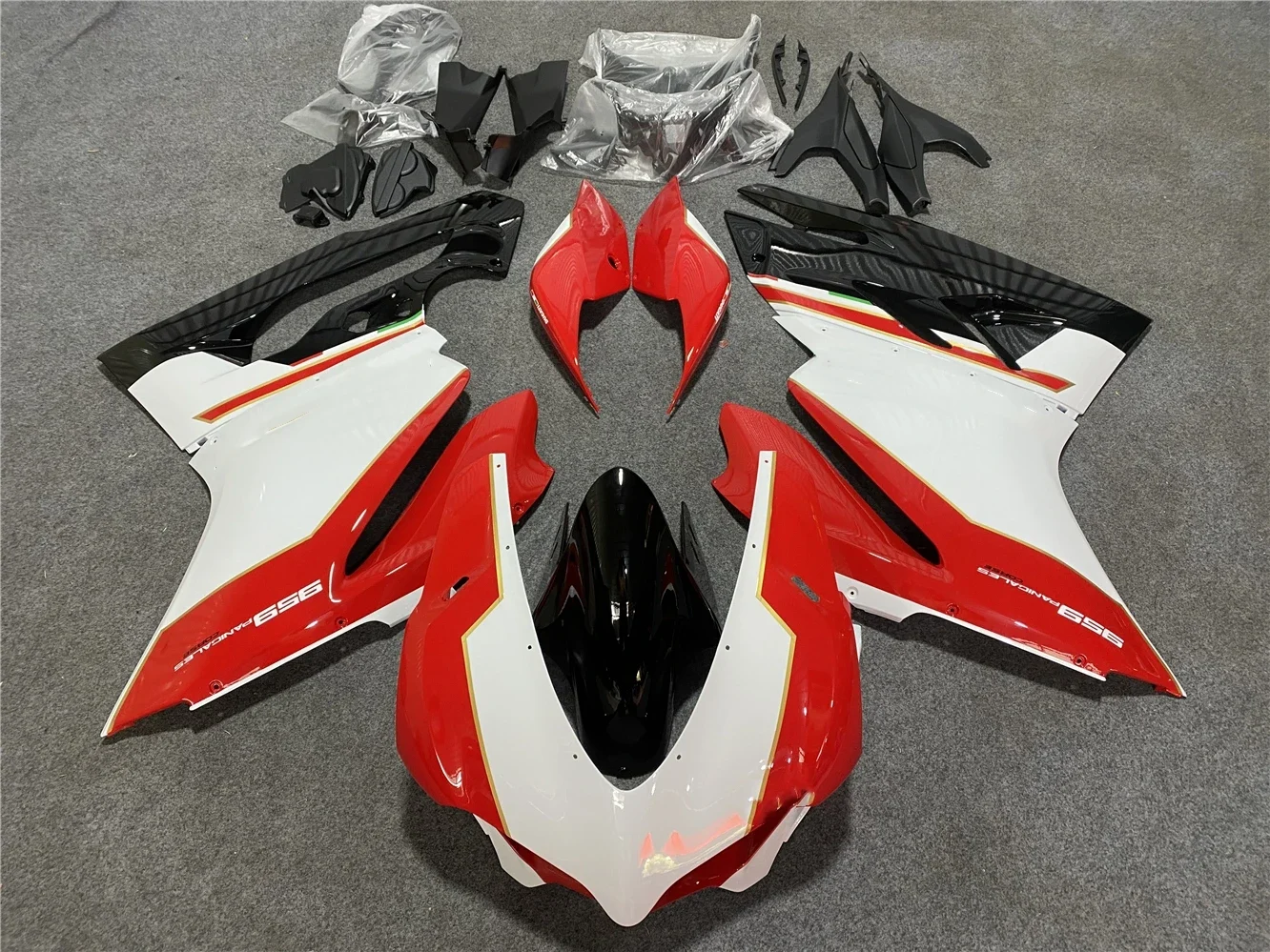 

Комплект обтекателей для мотоциклов Ducati 959, 1299, 2015, 2016, 2017, 2018 лет, 15-18 лет, белый, красный, черный