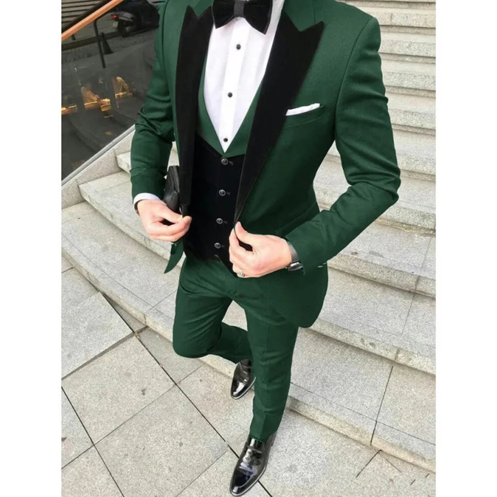 

Gorgeous Men's Suits Green Blazer Slim Fit Costume Homme Black Peak Lapel Single Breasted Flat 3 Piece Jacket Pants Vest Terno
