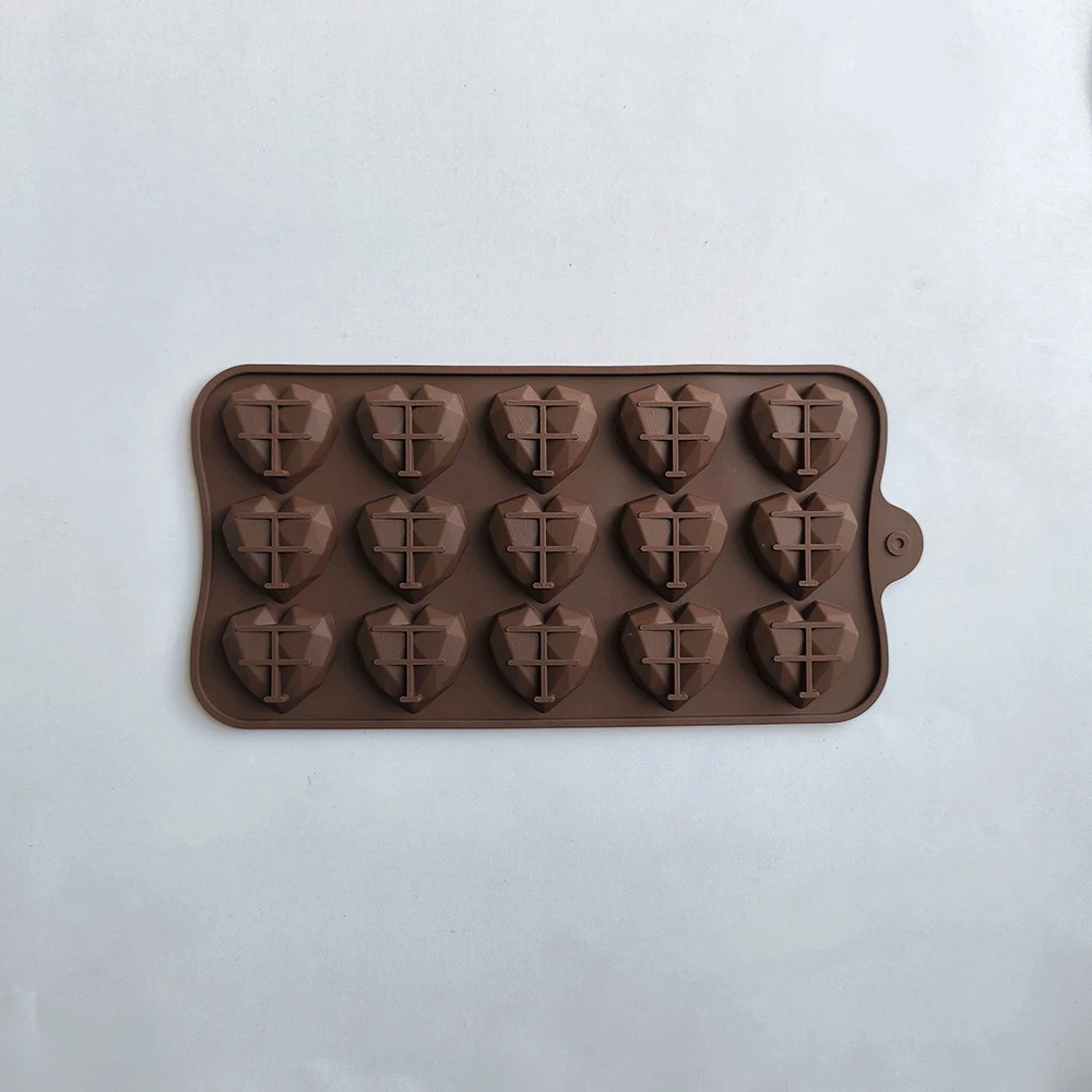 15-Cavity Diamond Heart Silicone Mold for Chocolate, Candy, Jelly, and Wax Crafting