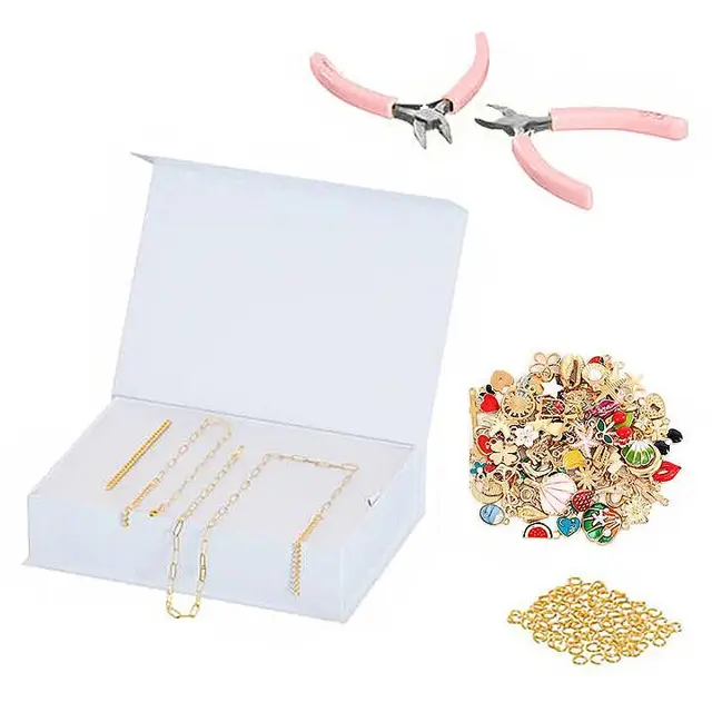 Le kit d'outils pour assembler vos bijoux, bricolage Créez votre propre charme parfait pour une créativité solitaire ou une nuit amusante avec des amis 2