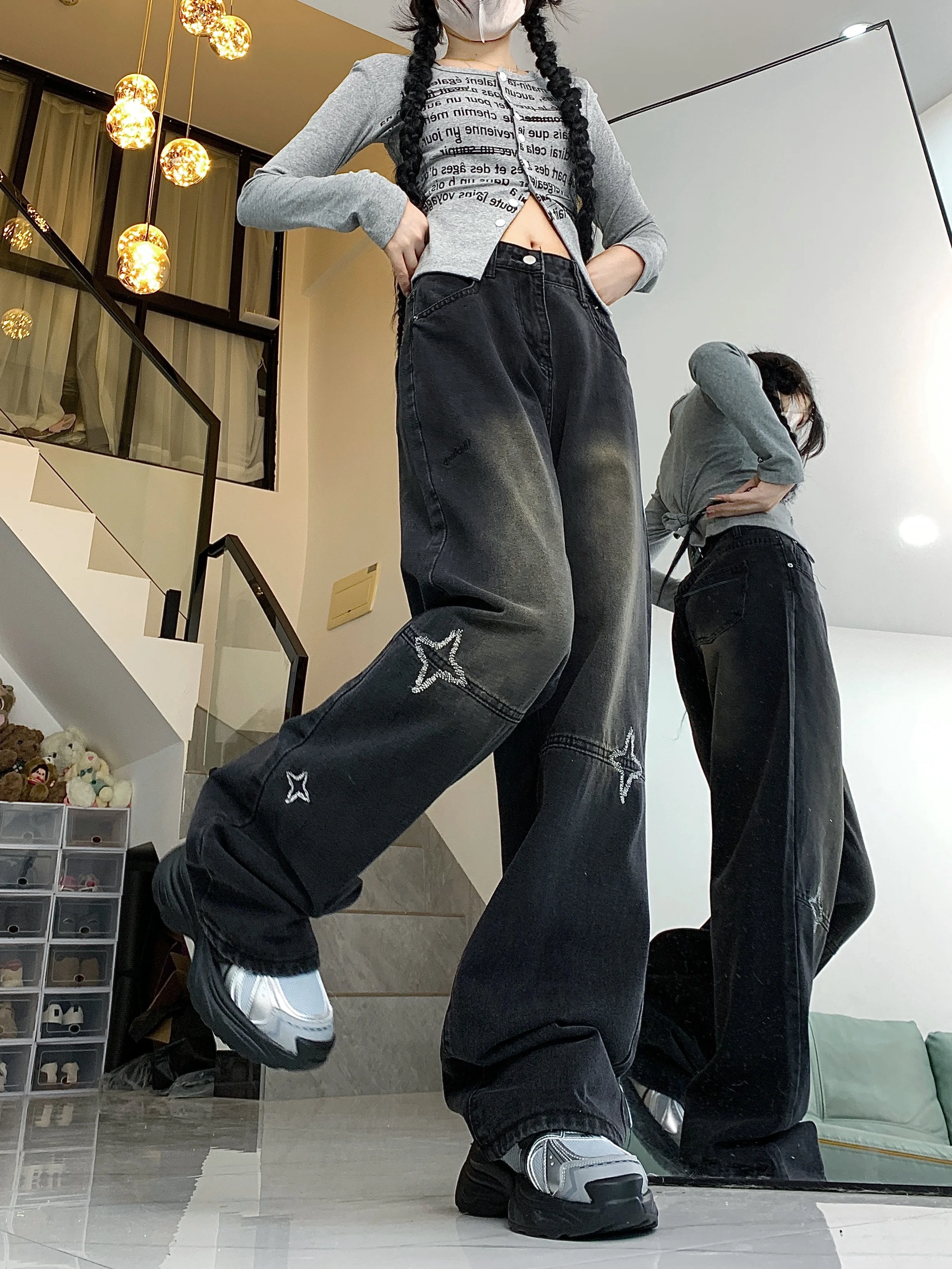 Harajuku Y2K Baggy baggy jeans with Blue Eyes and White