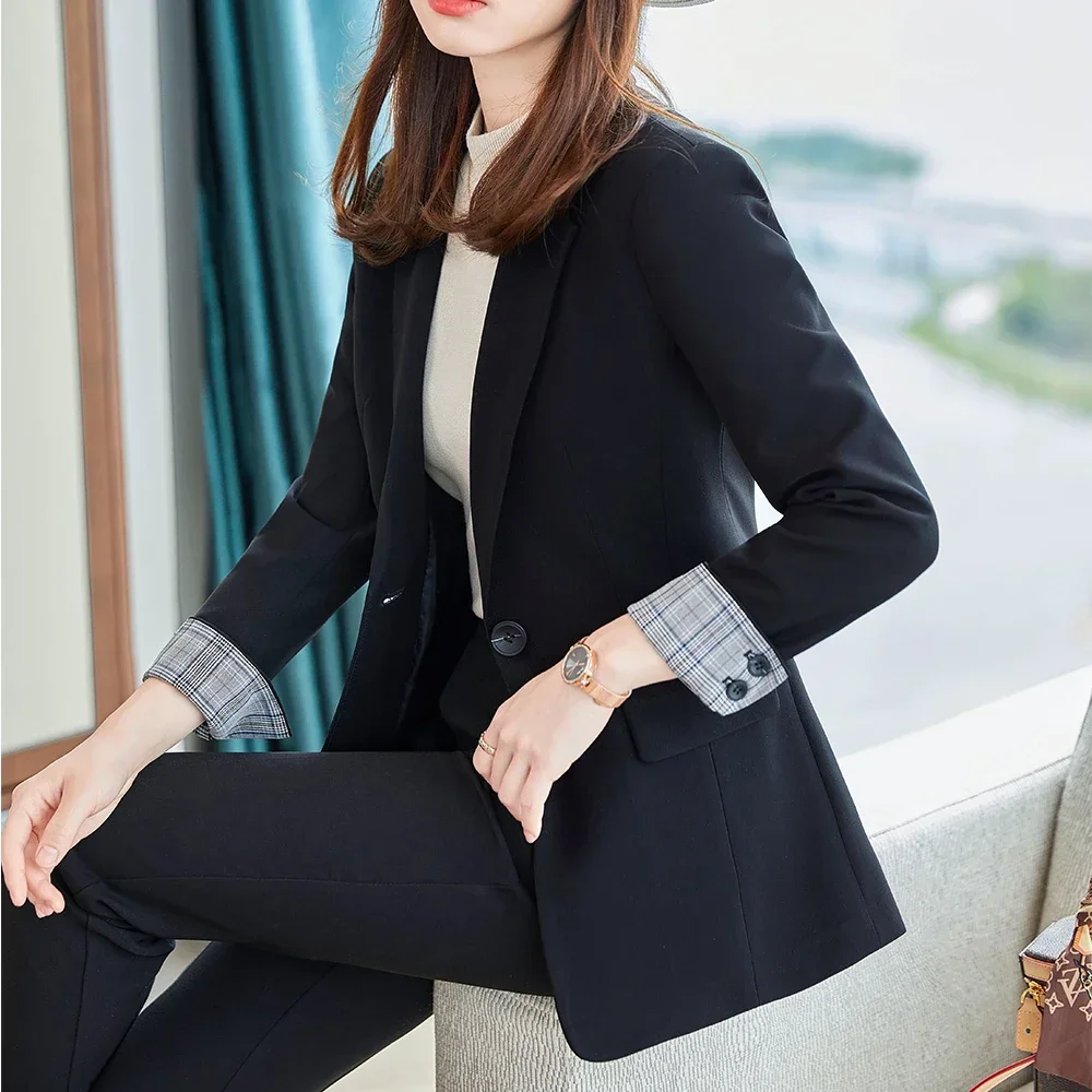 Рисунок 6 - Женский брючный костюм из 2 предметов