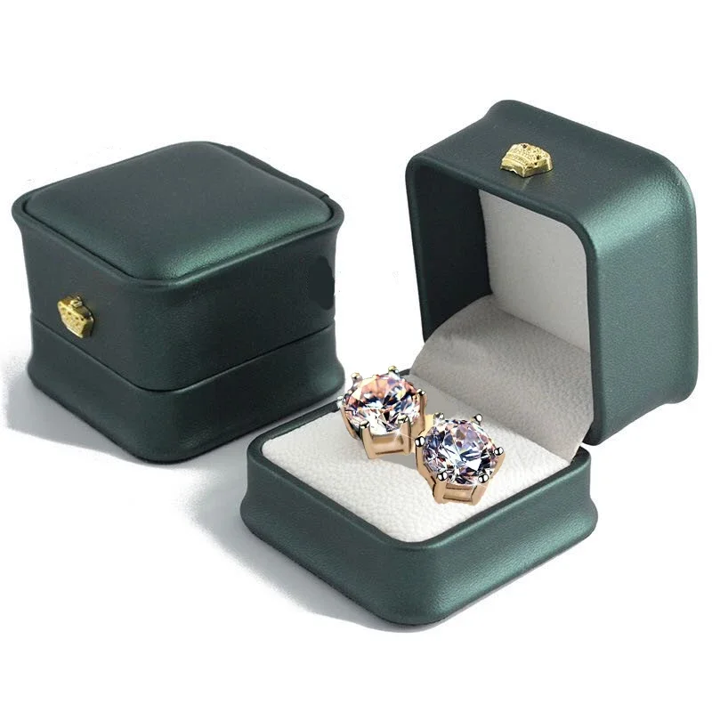 Серьги-гвоздики женские из серебра 0,5-2CT с платиновым муассанитом