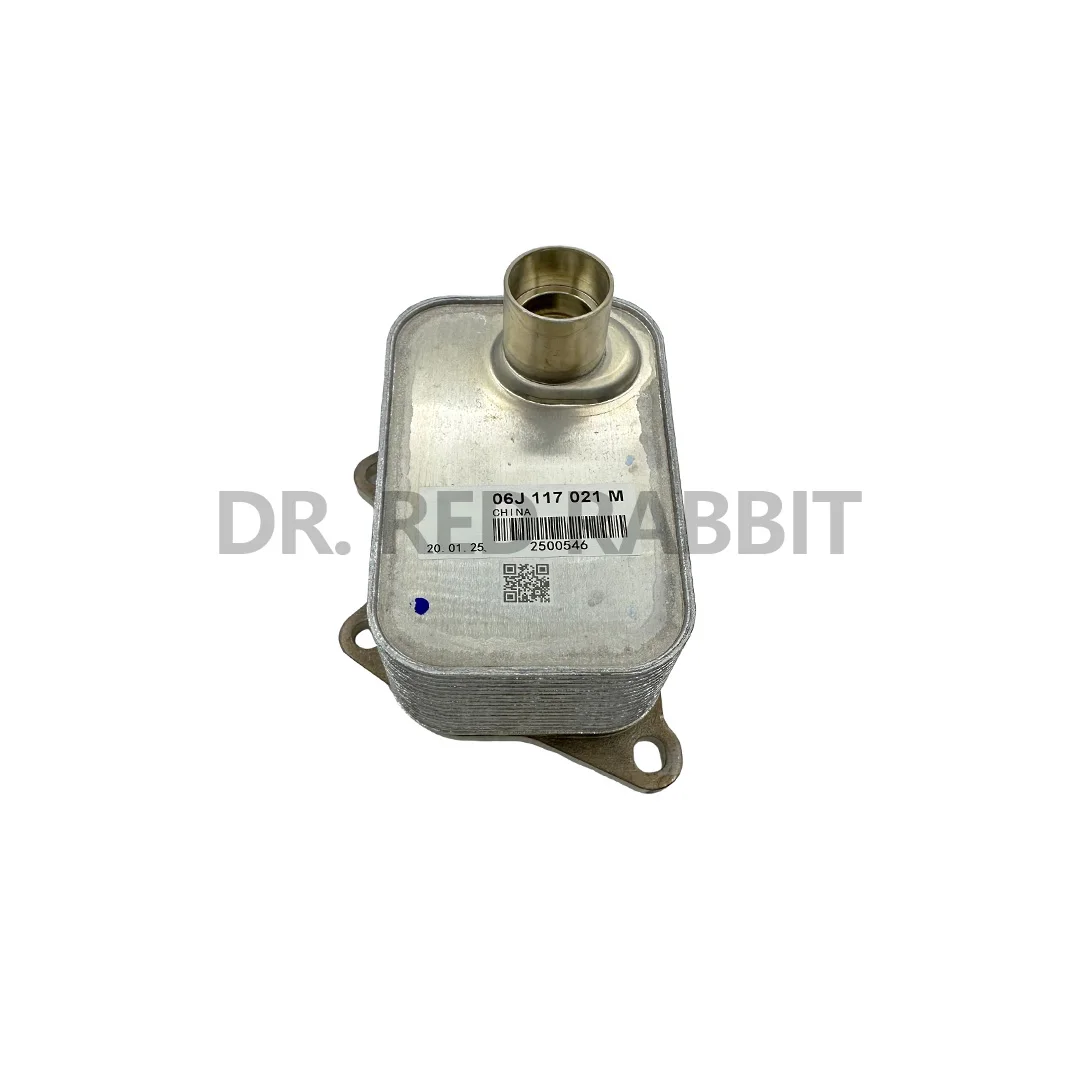 06J117021M 06L117021E For VOLKSWAGEN EA888 G6 GTI Passat Touareg CCQ3A4LA6L Min Rui Superb Hao Rui Oil Radiator