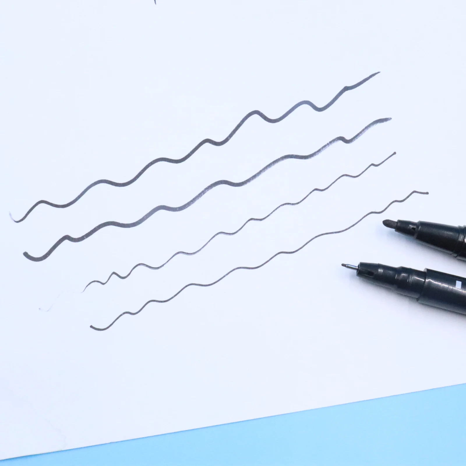 Permanent Marker Pen 3Pcs/Set Twin Tip Oily Fine Point Waterproof Ink 0.5mm 1mm