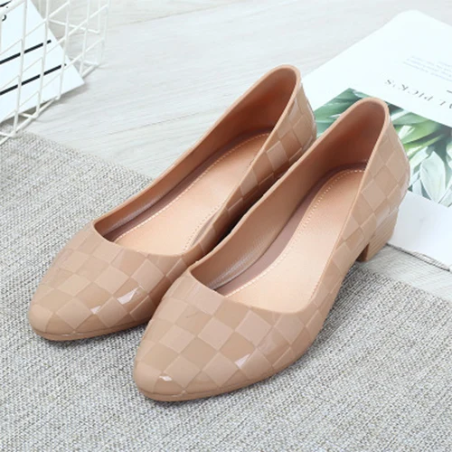 Women Low Heels 2020 Woman Fashion Pumps Women's Spring Autumn Slip On Shallow Ladies Casual Female Elegant Thick Heels Shoes Apricot