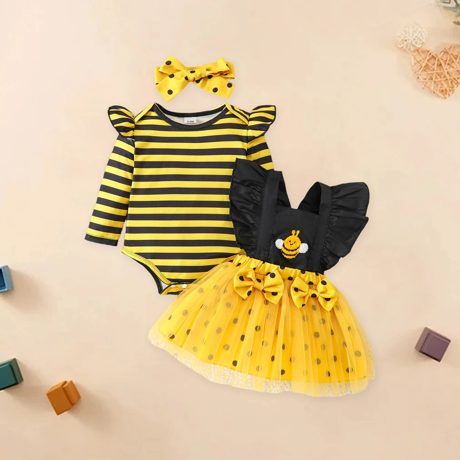 Completo per neonata: Tutina a maniche lunghe a righe, vestito con pettorina e fascia per capelli, set costume da ape per neonati - immagine 6