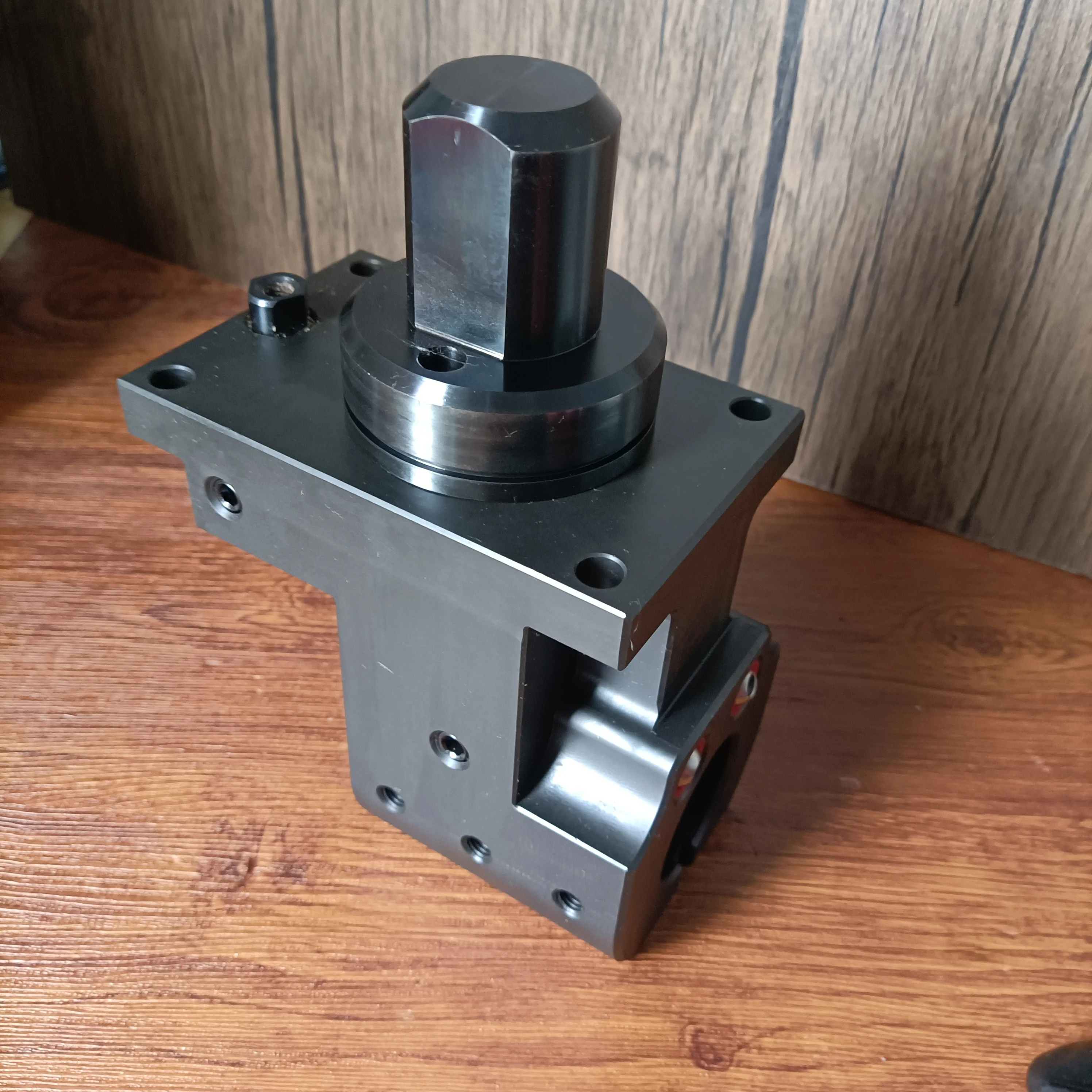 5B628000701/5B068000402 BMT68 CNC Boring Tool Holder Lathe Tool Post for Mazak QT 200, 250 M/MY/MS/MSY (16D)