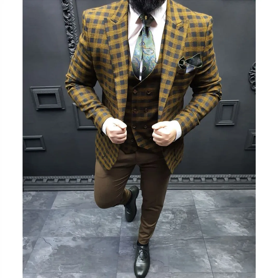 Men Plaid Stripes 3 Pieces Suit Blazer Vest Pants One Button Peaked Lapel Dark Yellow Business Wedding Groom