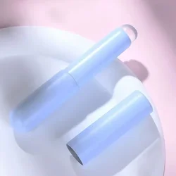 Wholesale Silicone Lip Brush with Protective Cap - Soft Round Head for Flawless Lip and Concealer Application (1pcs blue)