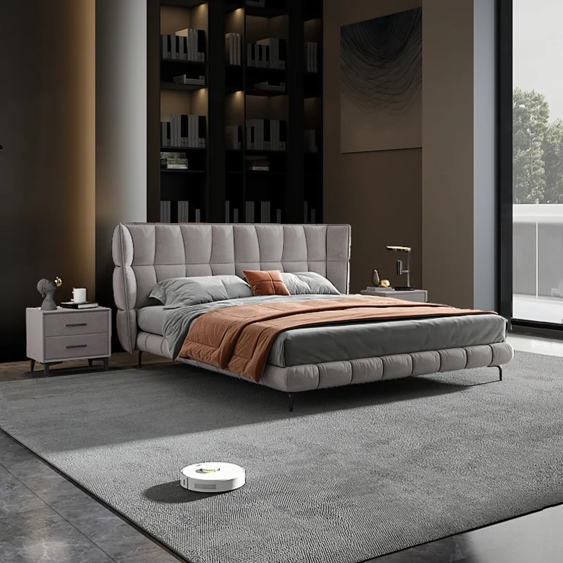 

Customized Italian minimalist baxter original B&B leather bed master double bed modern luxury feather upholstered muscle bed
