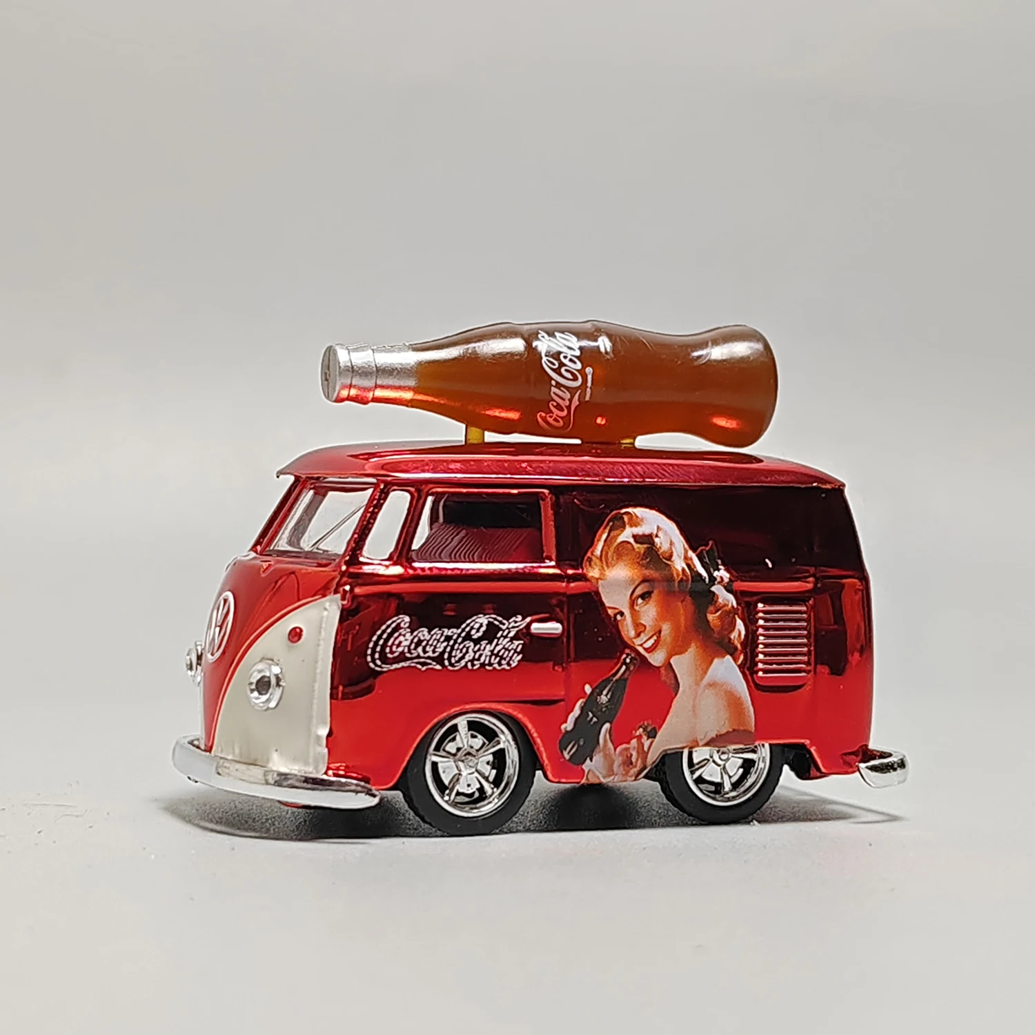 1:64 Scale Diecast Alloy Cola Volkswagen T1 Transport Van Toys Cars Model Classics Nostalgia Adult Gifts Souvenir Static Display 3