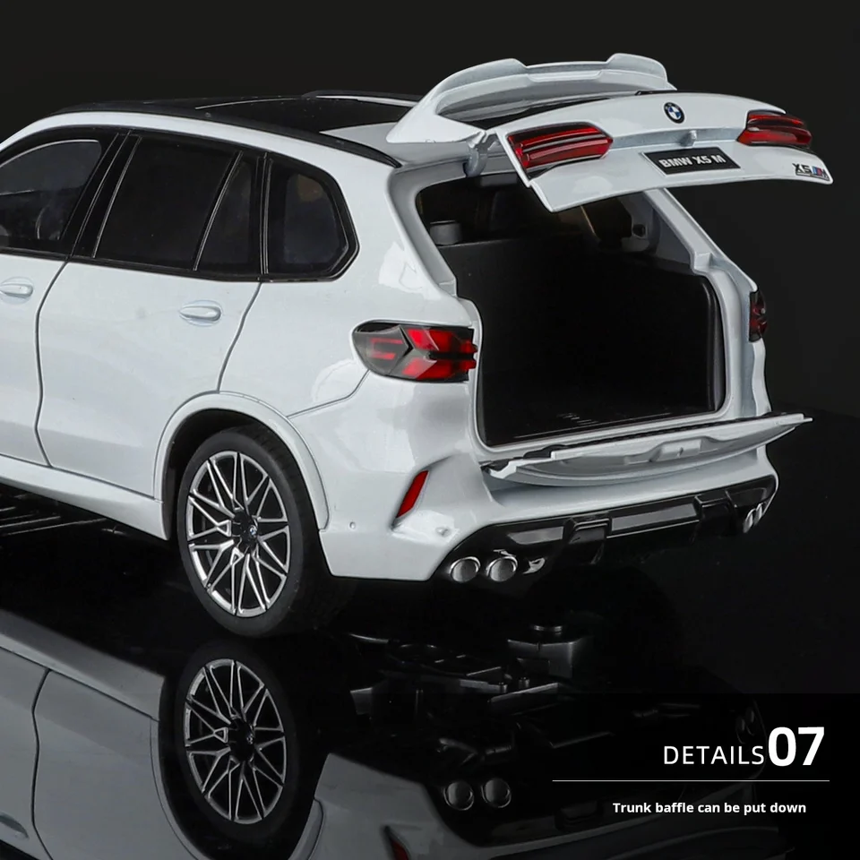 Official authorized 1:18 BMW X5M oversized SUV off-road vehicle