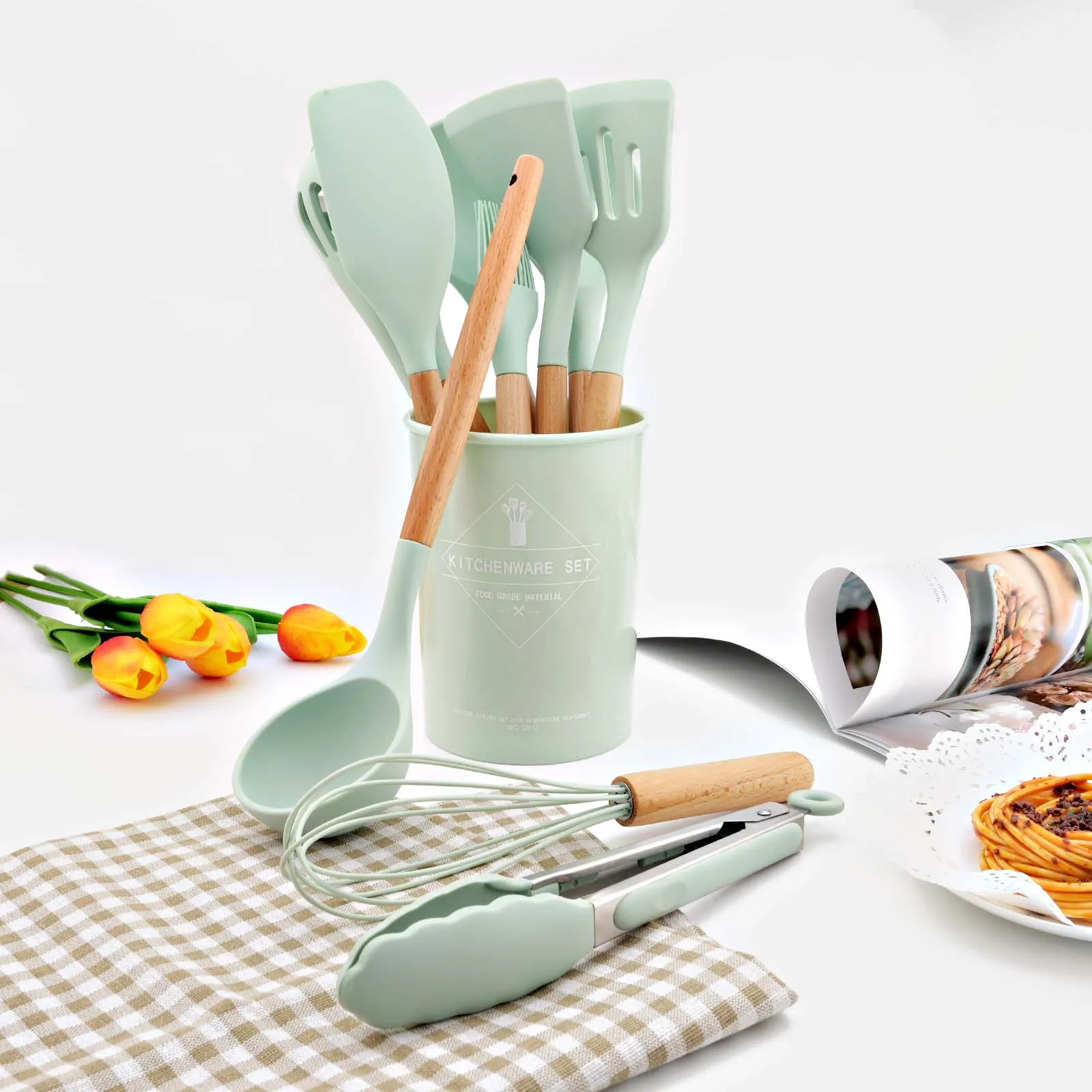 Silicone Kitchen Utensils Set Non-Stick Cookware for Kitchen Wooden Handle Spatula Egg Beaters Kitchenware Accessories
