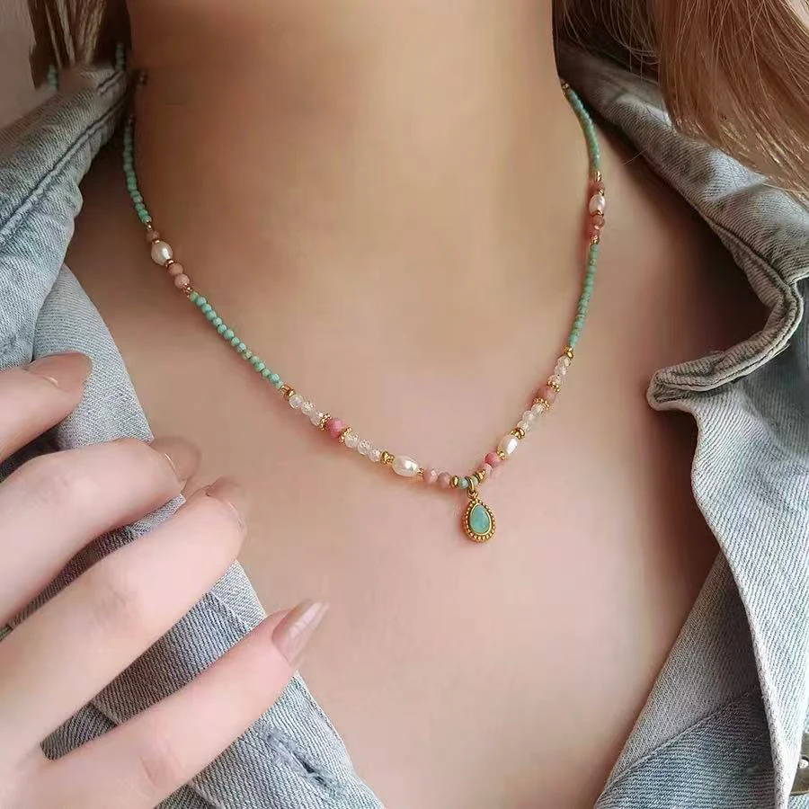 Elegant Water Droplet Pendant Necklace with Natural Stone and Pearl Bead Chain