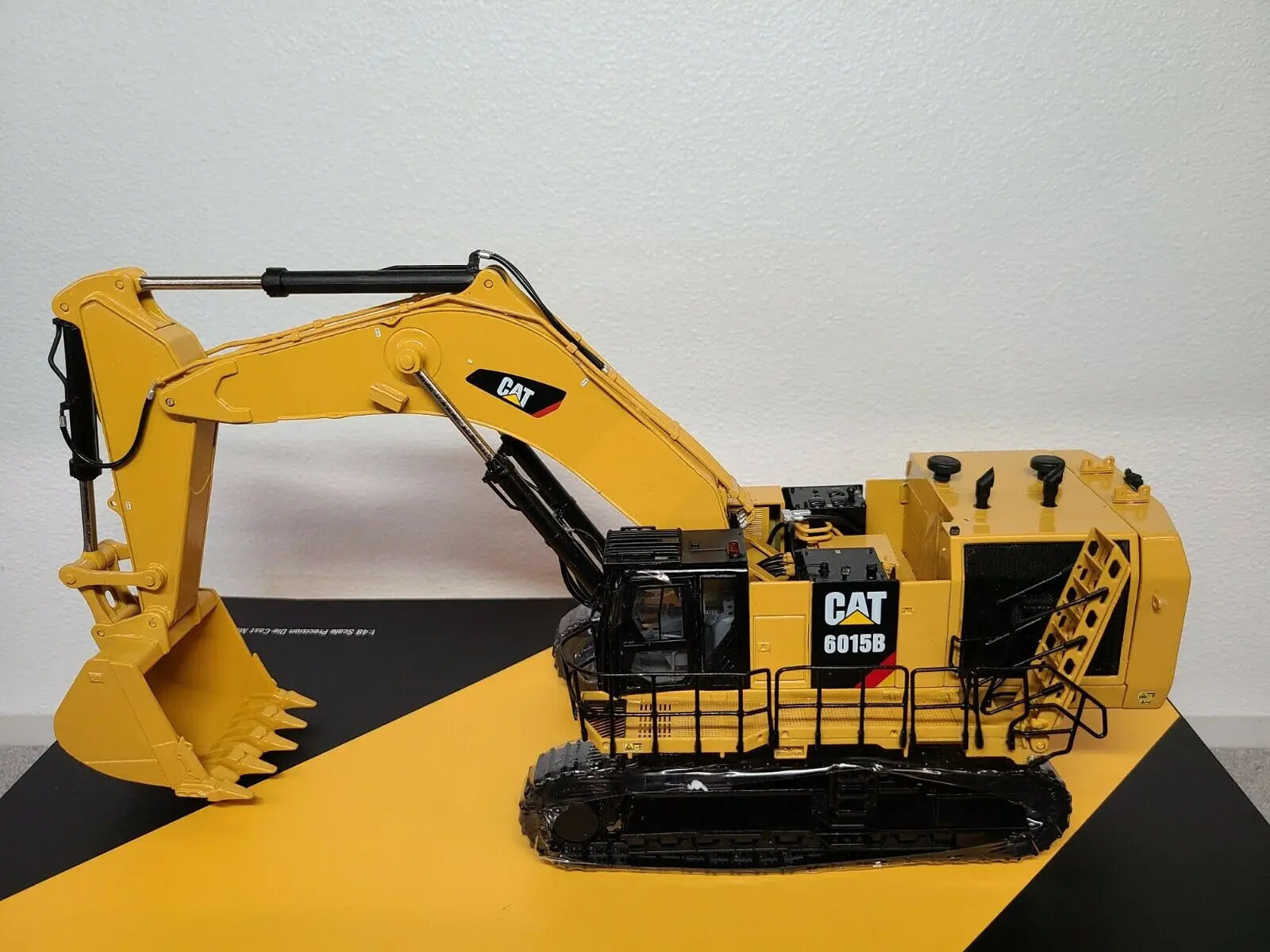 CCM製　CAT 349EL　絶版 1/48スケール ダイキャストモデル CCM 1/48 Scale Cat 349 E L Hydraulic Excavator Precision