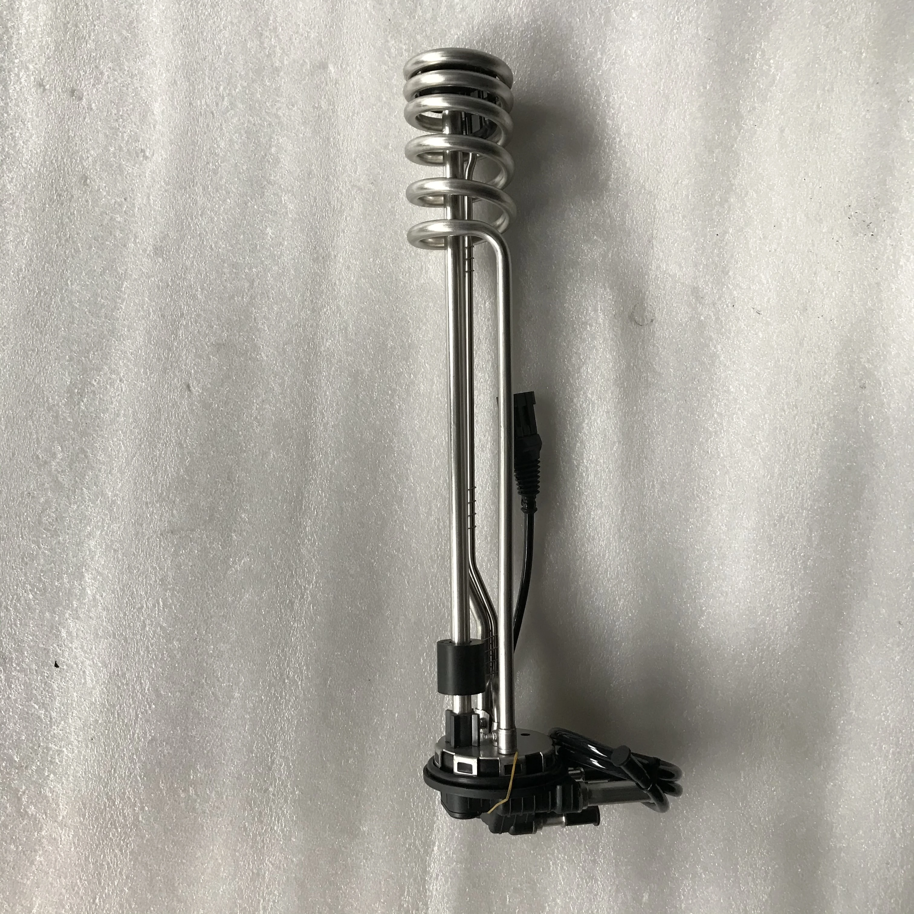 High Quality Engine Oil Level Fuel Sensor Urea Tank Liquid Temperature 1205-04836 for Bus Parts and Accessories