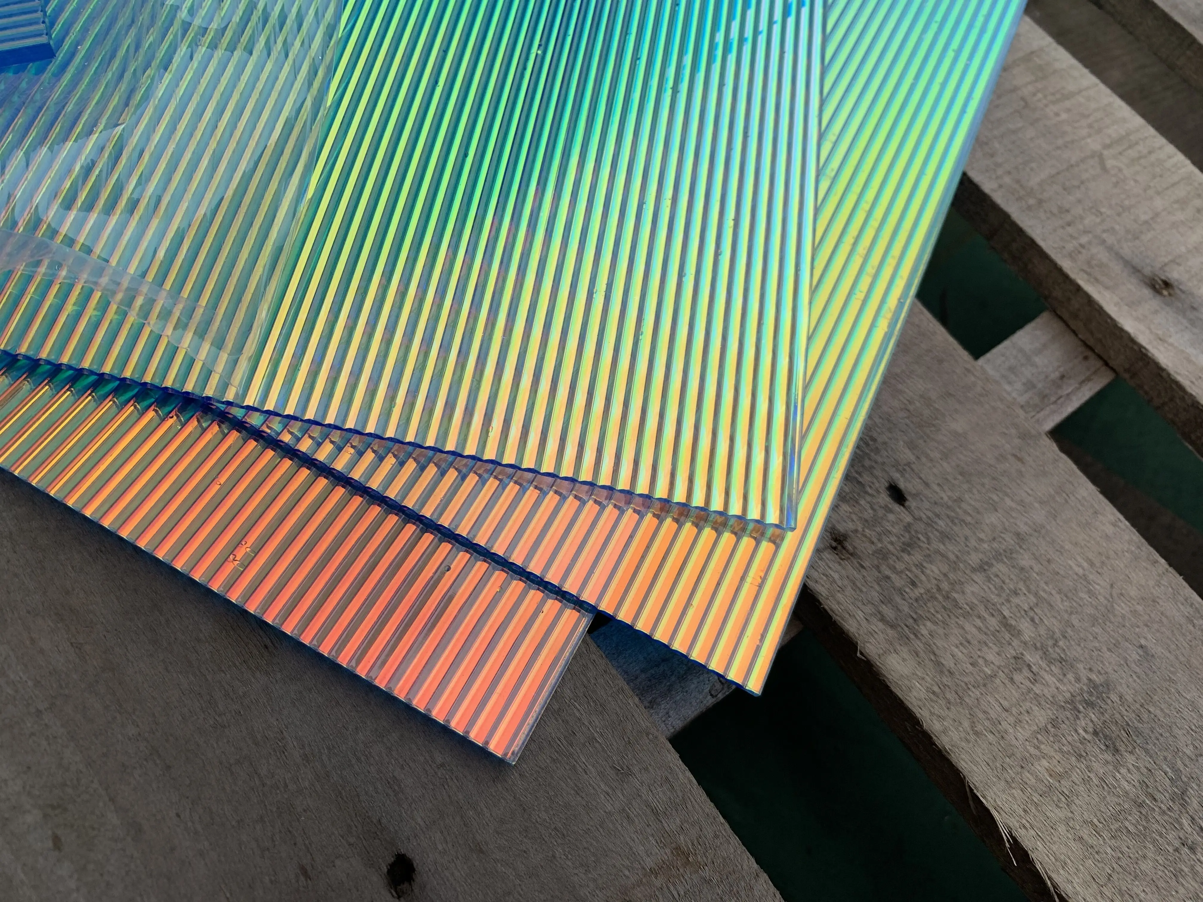 3mm Thickness PMMA Pure Clear Transbarent Plexiglass Decorative Acrylic  Sheet Corrugated Plate