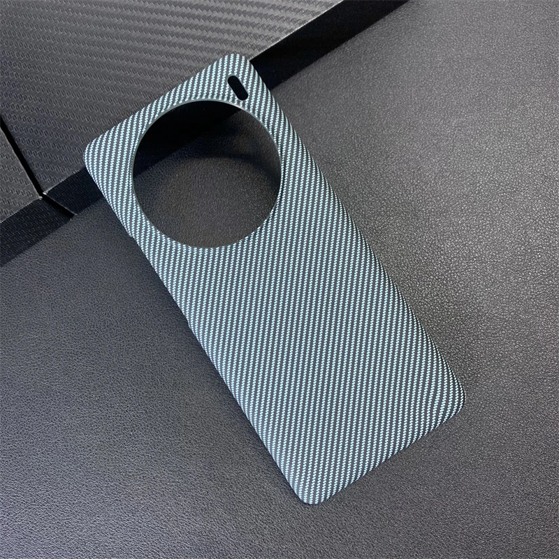 Ultra-Thin Frosted Carbon Fiber Texture Case with Skin Feel Matte Finish Protective Cover
