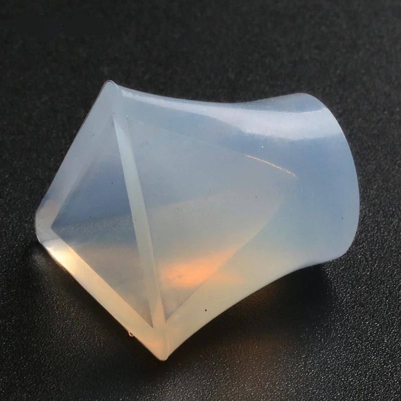 New 1PCS Pyramid 6 Sizes Craft DIY Transparent UV Pyramid Resin Liquid Silicone Combination Molds for Making Jewelry