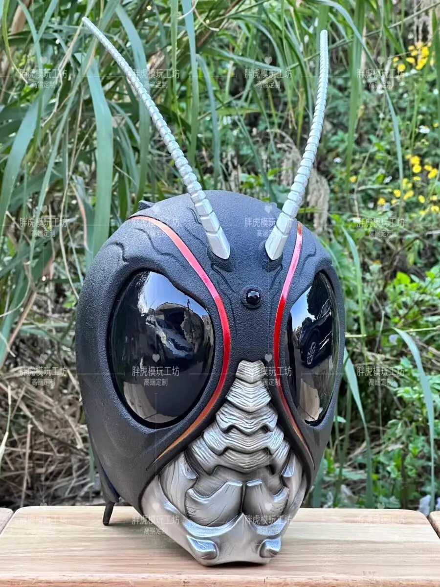 仮面ライダーBLACK SUN ヘルメットコスプレ用スーツ 一体式 眼発光仕様 仮面ライダーBLACK SUN ヘルメットコスプレ用スーツ 一体式 眼
