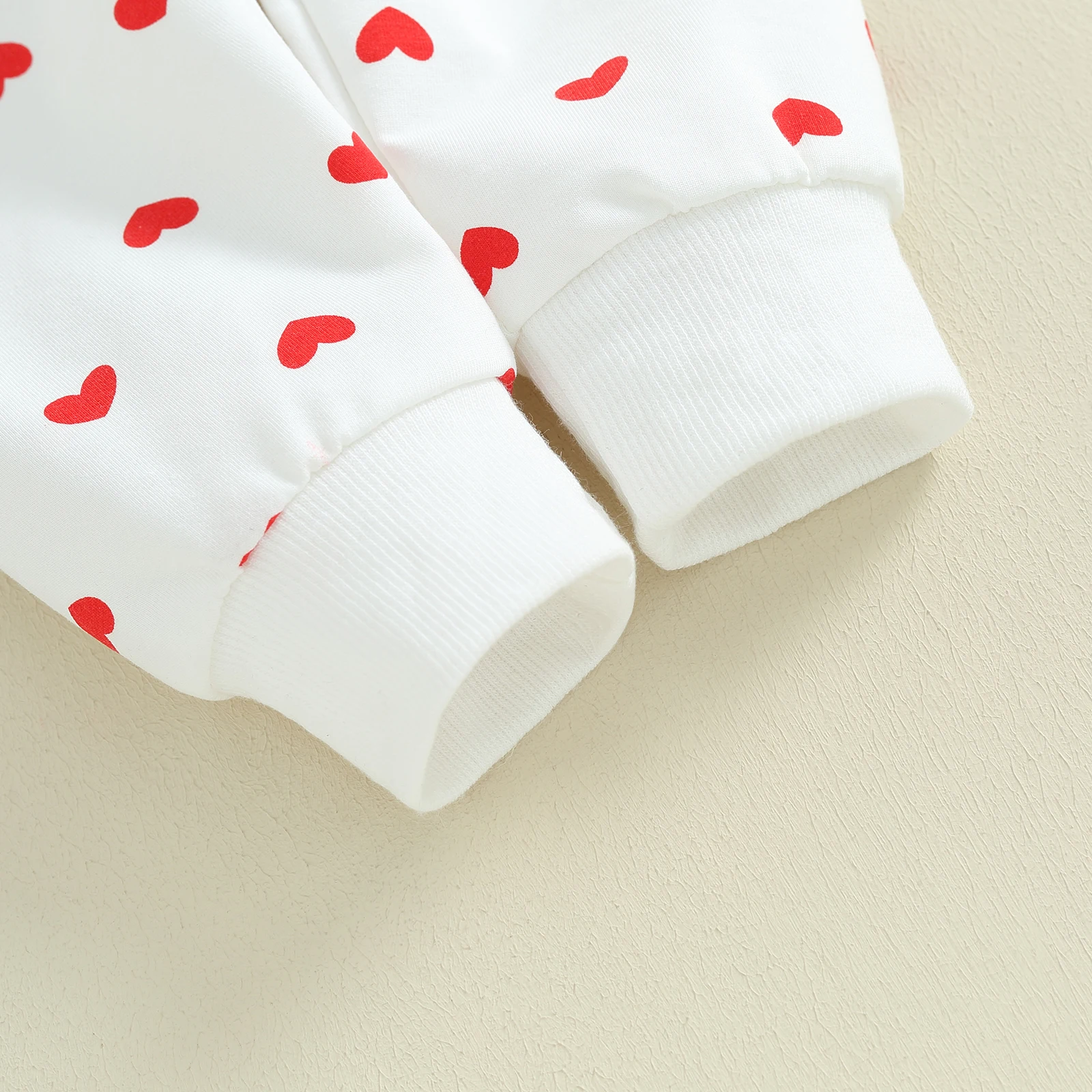 Pudcoco-女の赤ちゃんのための2ピースの衣装セット,ハートプリントの