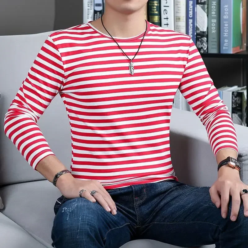 thumbnail image 1 of Camisetas de gran tamaño para hombre, ropa masculina de cuello redondo, color rojo, talla grande, rayas, tendencias de moda coreanas originales de otoño 2024, Harajuku, 1 of 5