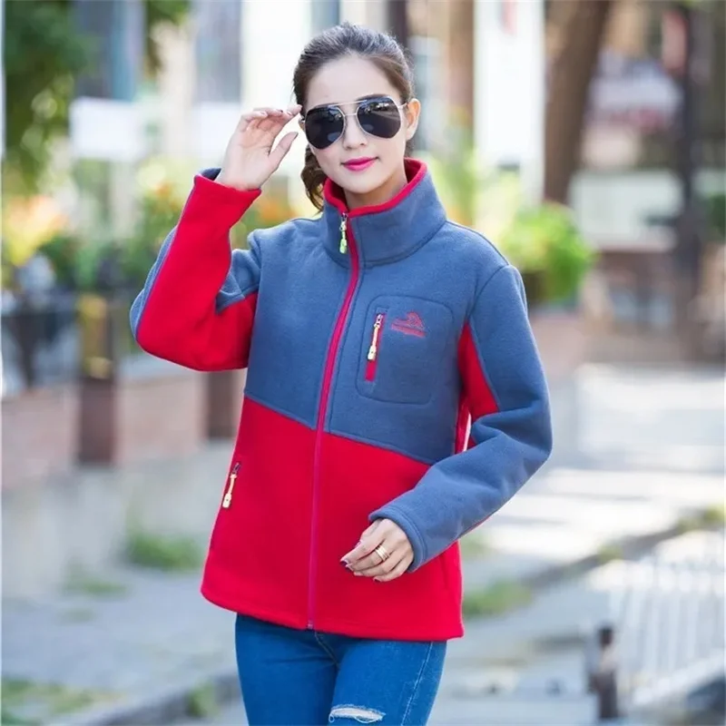 Plus Size Women's Sweatershirt Plush Thickened Young And Middle-aged Fleece Coat Female Blouse Loose Zip Embroidered Jacket 3