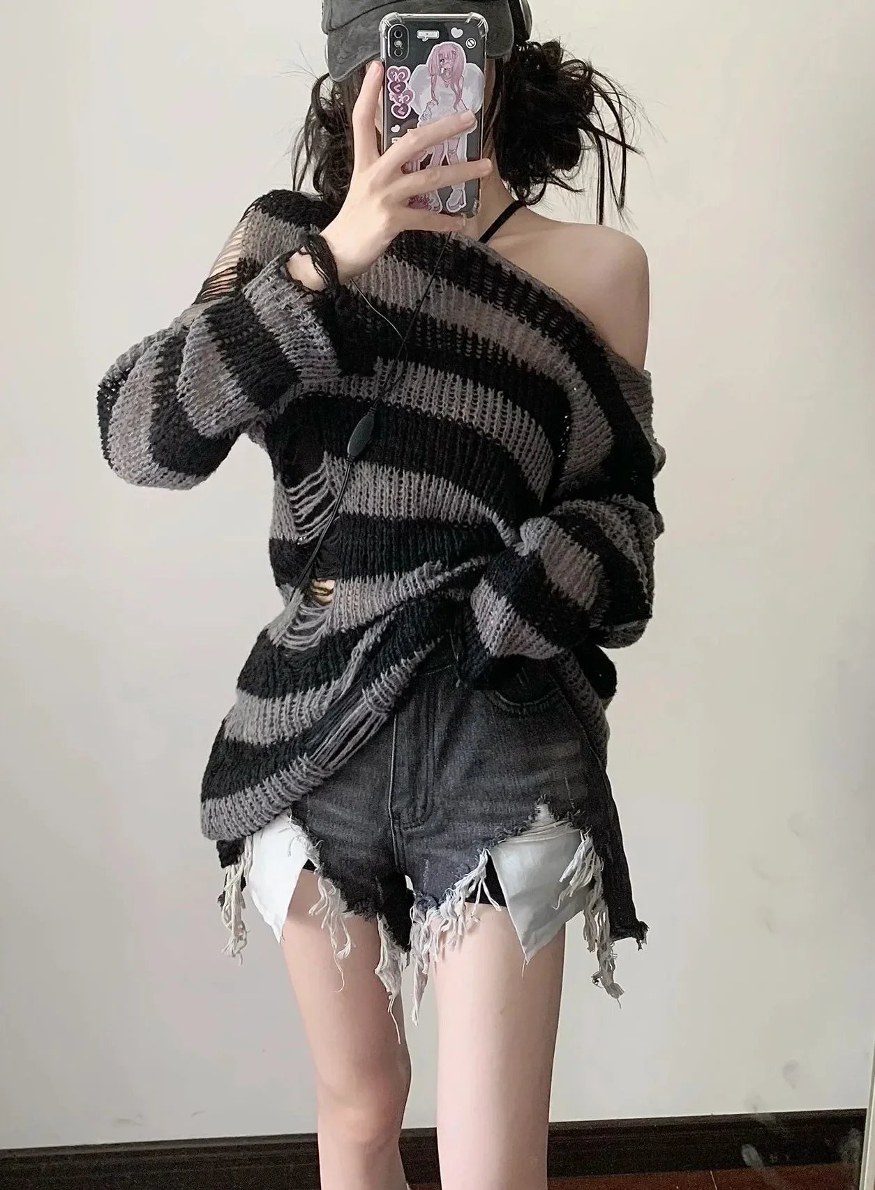 그레이 스트라이프 고딕 새 스웨터 여성 찢어진 구멍 느슨한 니트 풀오버 닳은 요정 그런지 점퍼 Emo streetwear Lolita