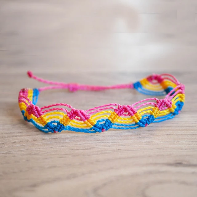 Normal Friendship Bracelet Pattern #17132 | String bracelet patterns,  Friendship bracelet patterns, Handmade friendship bracelets