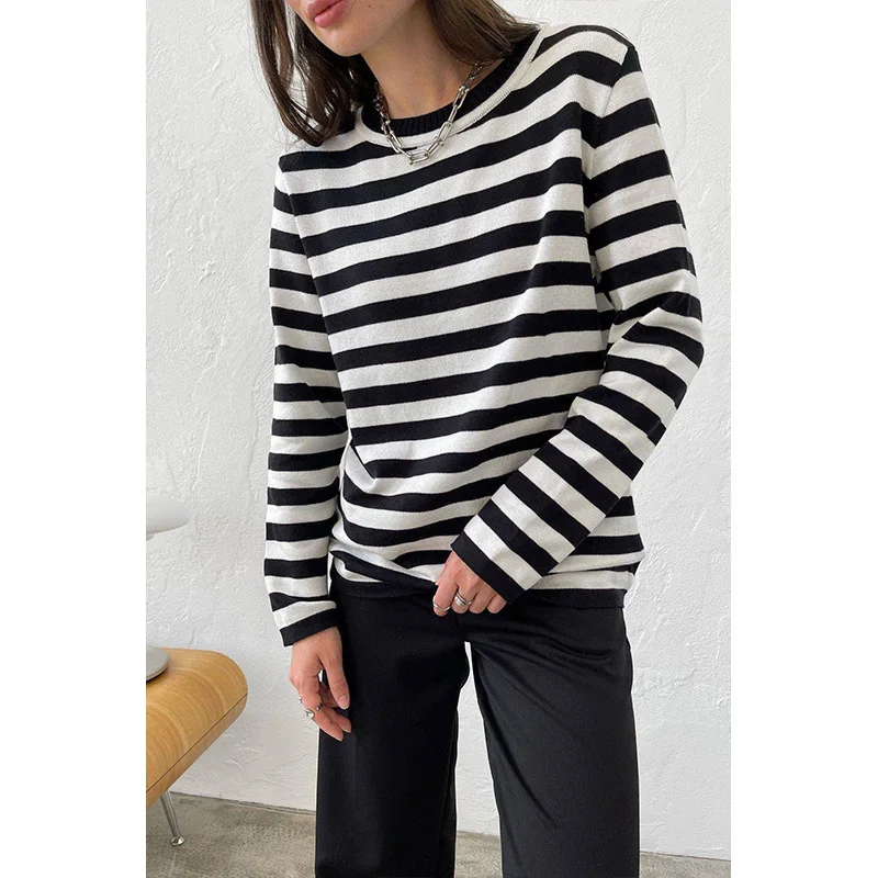 2024 Autumn Winter Knitted Stripe Sweater Women Loose Casual Thick Pullovers Female Warm Long-sleeved Round Neck Tops