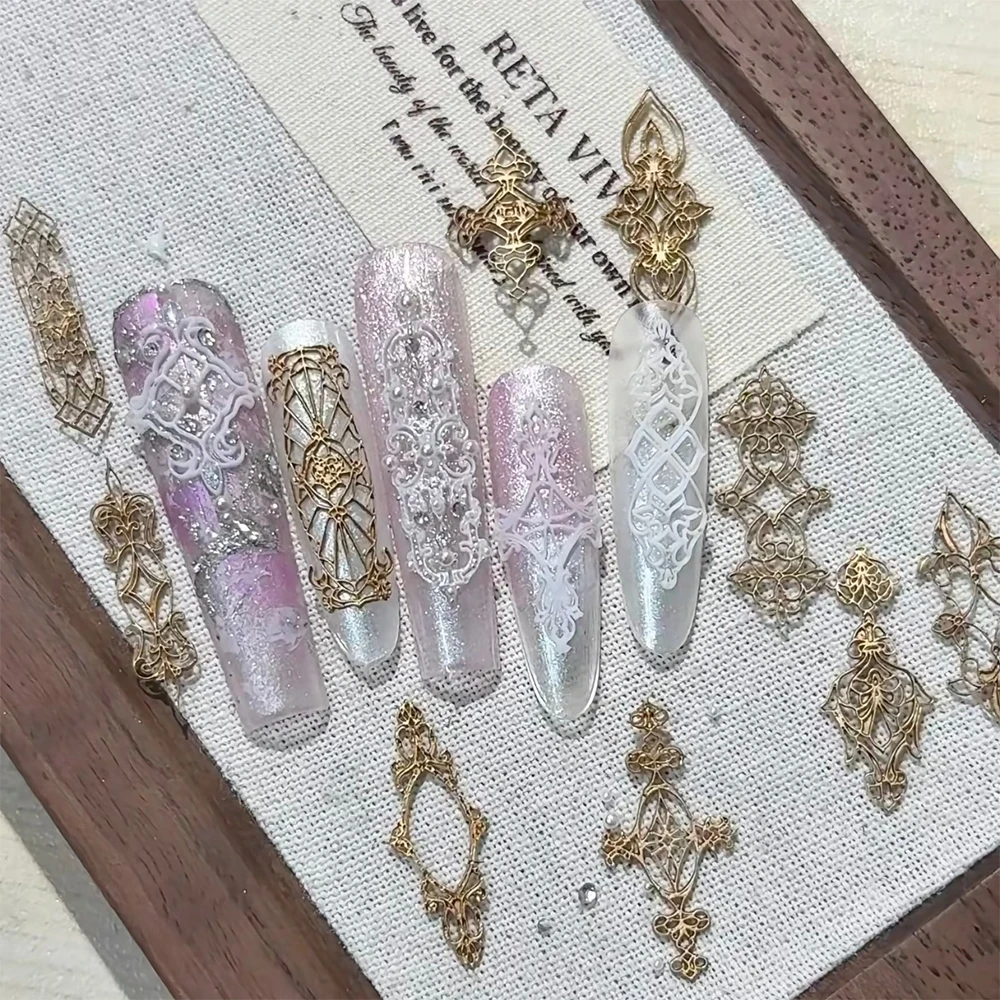 1개 빈티지 레이스 프렌치 조각 네일 아트 몰드 바로크 목걸이 유럽식 실리콘 네일 몰드 레트로 사진 프레임 소프트 매니큐어 도구