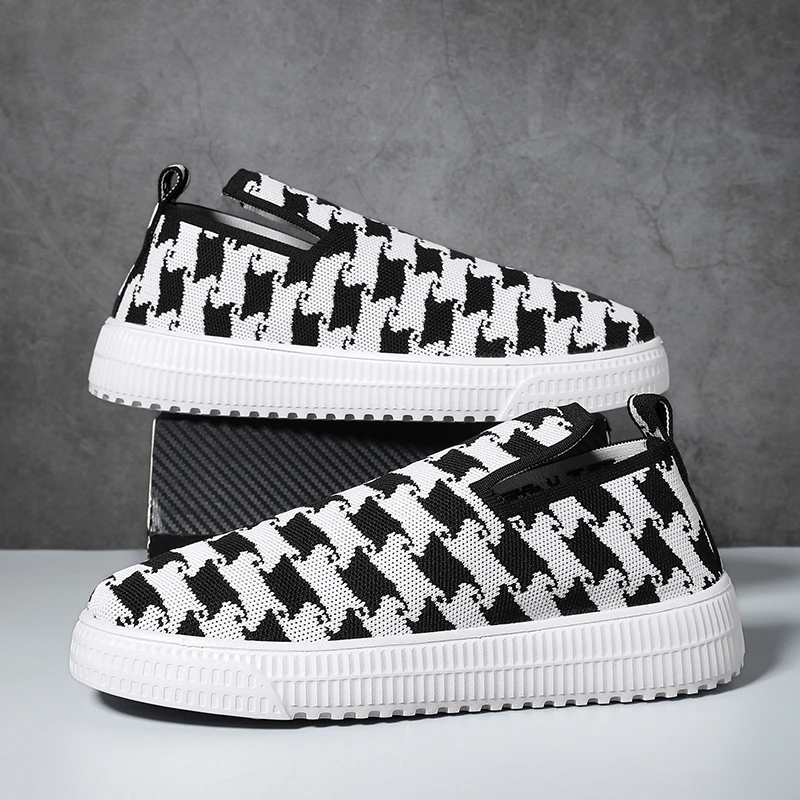 Skate Shoes for Men and Women Mesh Breathable Lightweight Casual Shoes Luxury Design Tennis for Women Sneakers