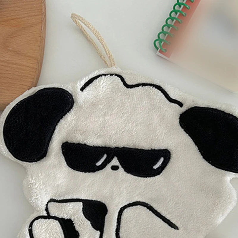 Рисунок 6 - Подвесные полотенца для рук удобное