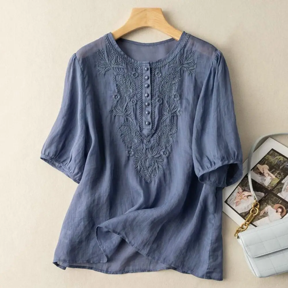

Women Retro Embroidery Chic Loose Solid Shirts Summer Casual Round Neck Short Sleeve Cotton Linen Comfortable Blouse Top Blusas