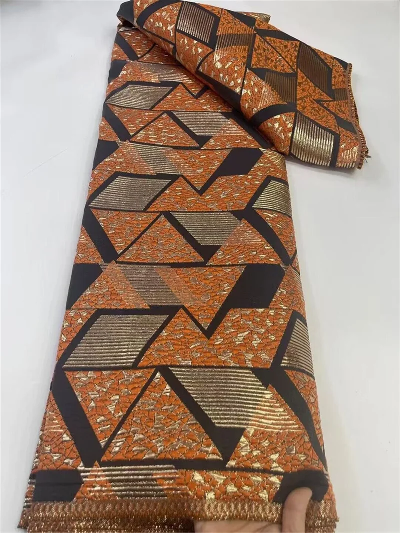 

Последняя модель, жаккардовая ткань, высококачественный нигерийский дамасский материал, позолоченная кружевная ткань, 5 ярдов для платья CB2