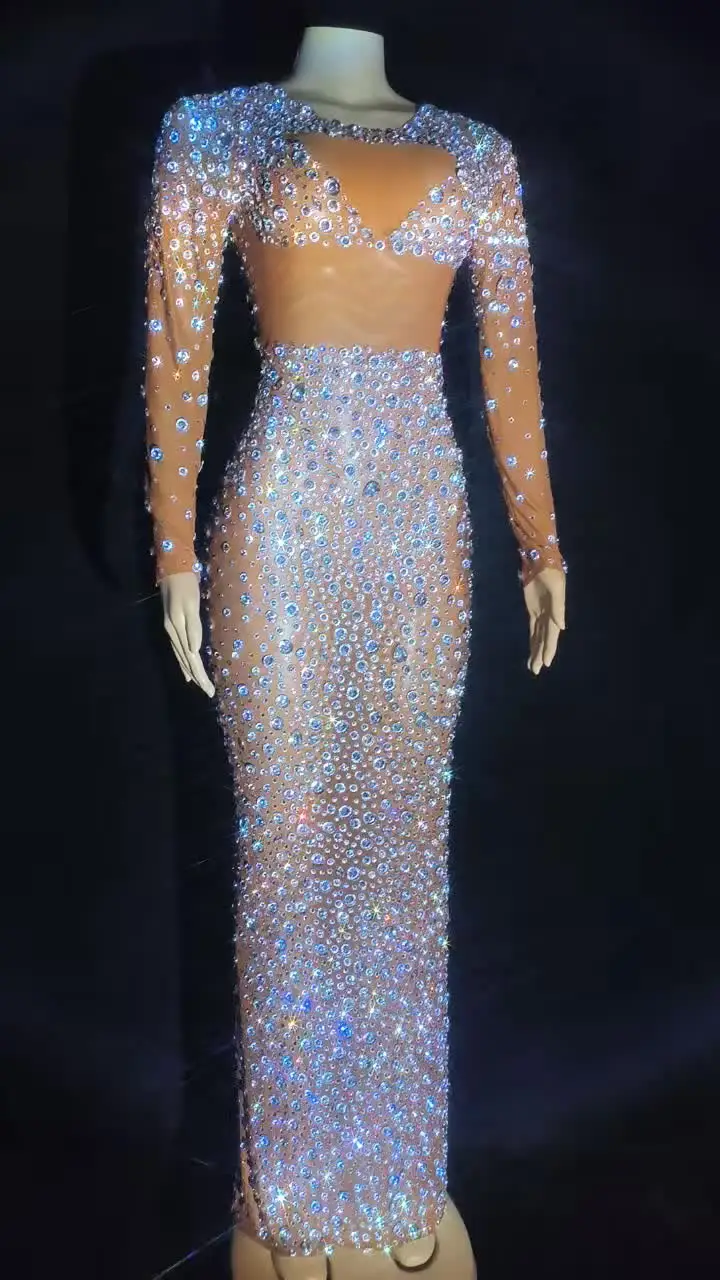 Shimmer And Dance: Stunning Elastic Split Dress For Unforgettable Chinese Folk Performances! Shimmer And Dance: Stunning Elastic Split Dress For Unforgettable Chinese Folk Performances!